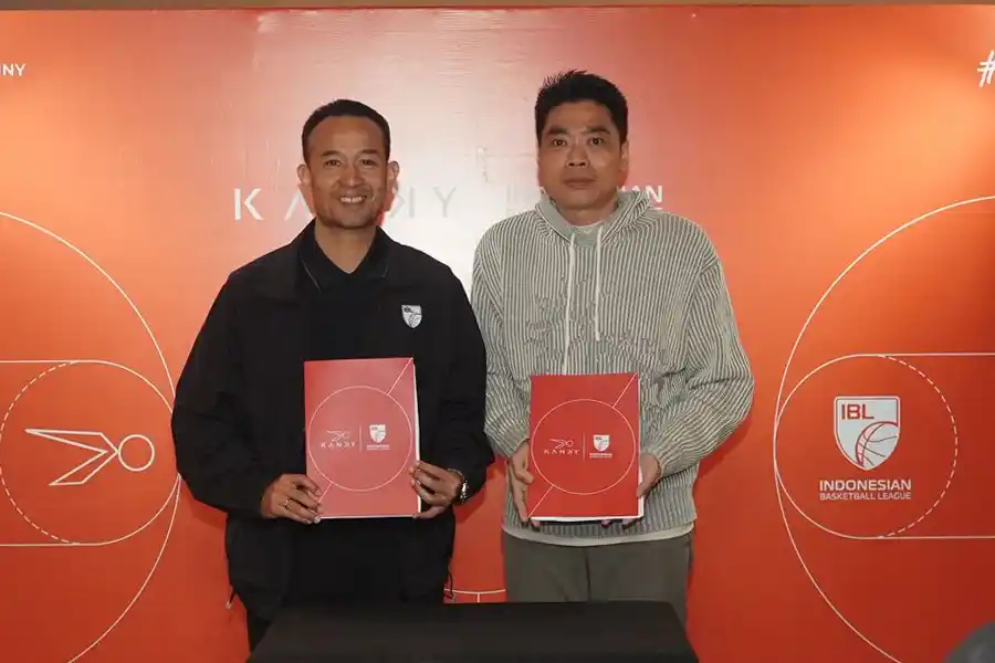 IBL dan Kanky Perkuat Ekosistem Basket Indonesia Lewat Peluncuran Sepatu Kolaborasi IBL dan Kanky merilis sepatu kolaborasi bertema “Step Into the Game” untuk memperkuat ekosistem basket dan budaya anak muda Indonesia.