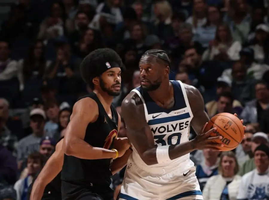 Timberwolves Tumbangkan Cavaliers 131-122, Julius Randle Bersinar dan Catat Empat Kemenangan Beruntun